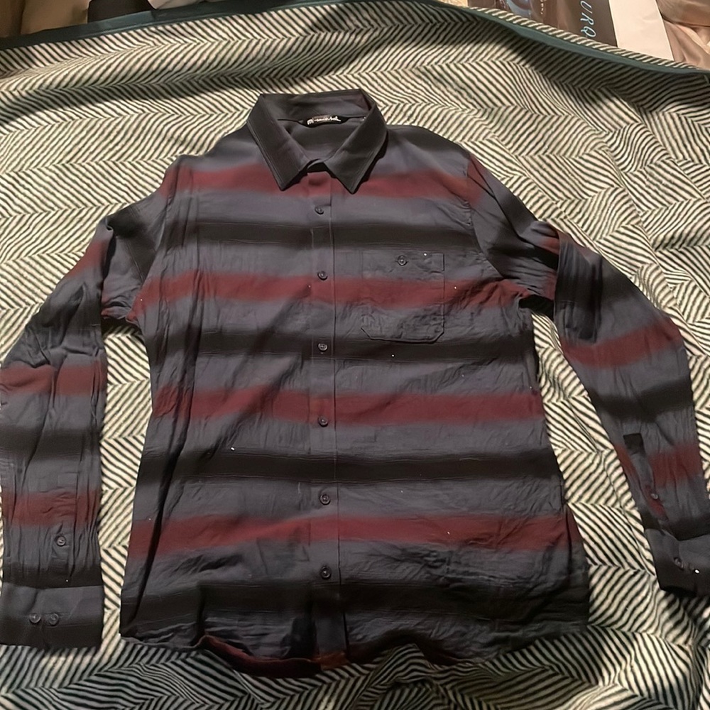 Travis Mathew button up, men’s size large